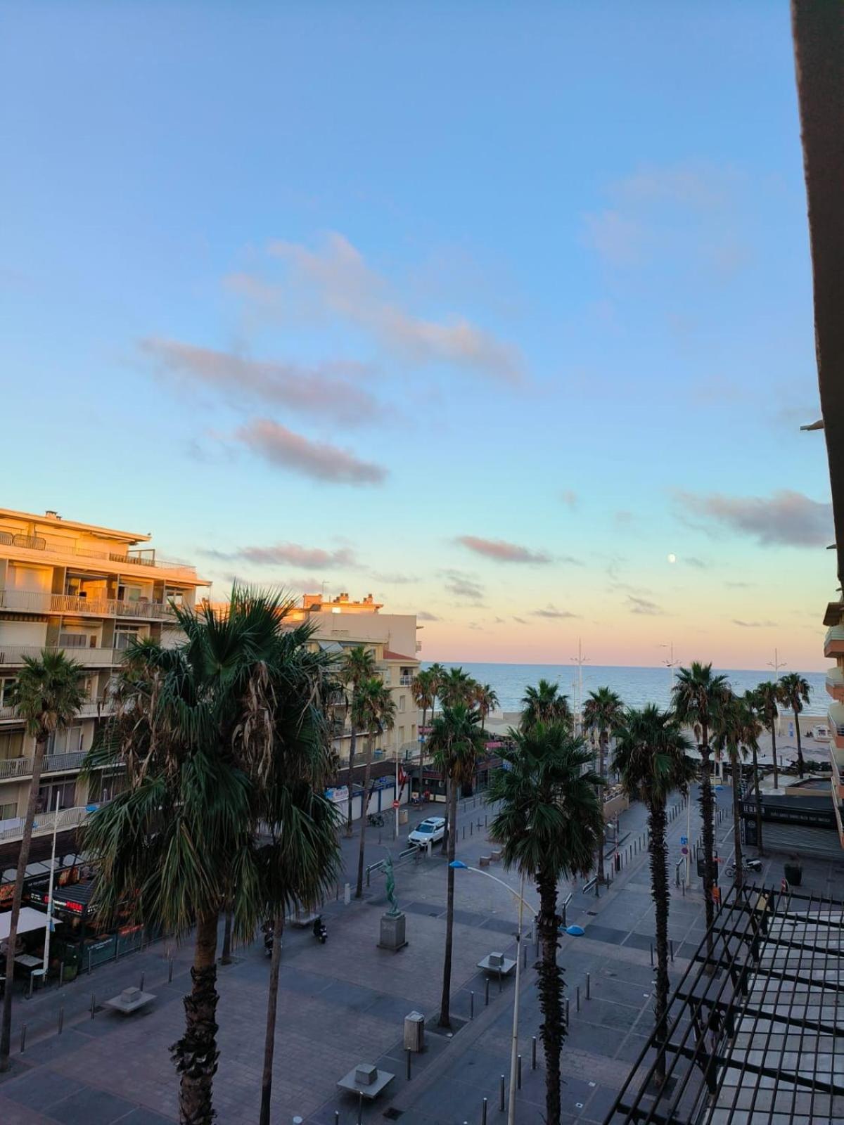 Appartement T2 Vue Sur Mer, Place Mediterranee Canet-en-Roussillon Exterior foto